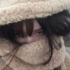 Meet your Posher, Migdalia